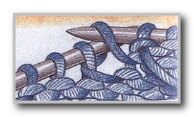 Курс Вязание спицами. Детали дизайна, частичное вязание. Обвить петлю на изнаночной стороне, шаг 4 Курс Вязание спицами. Детали дизайна, частичное вязание. Обвить петлю на изнаночной стороне, шаг 4